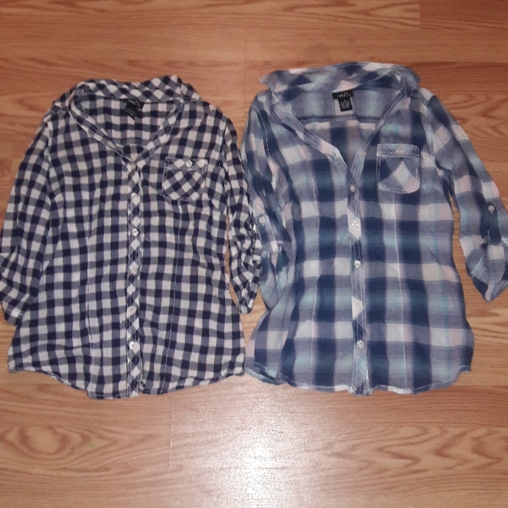 2 long sleeve shirts